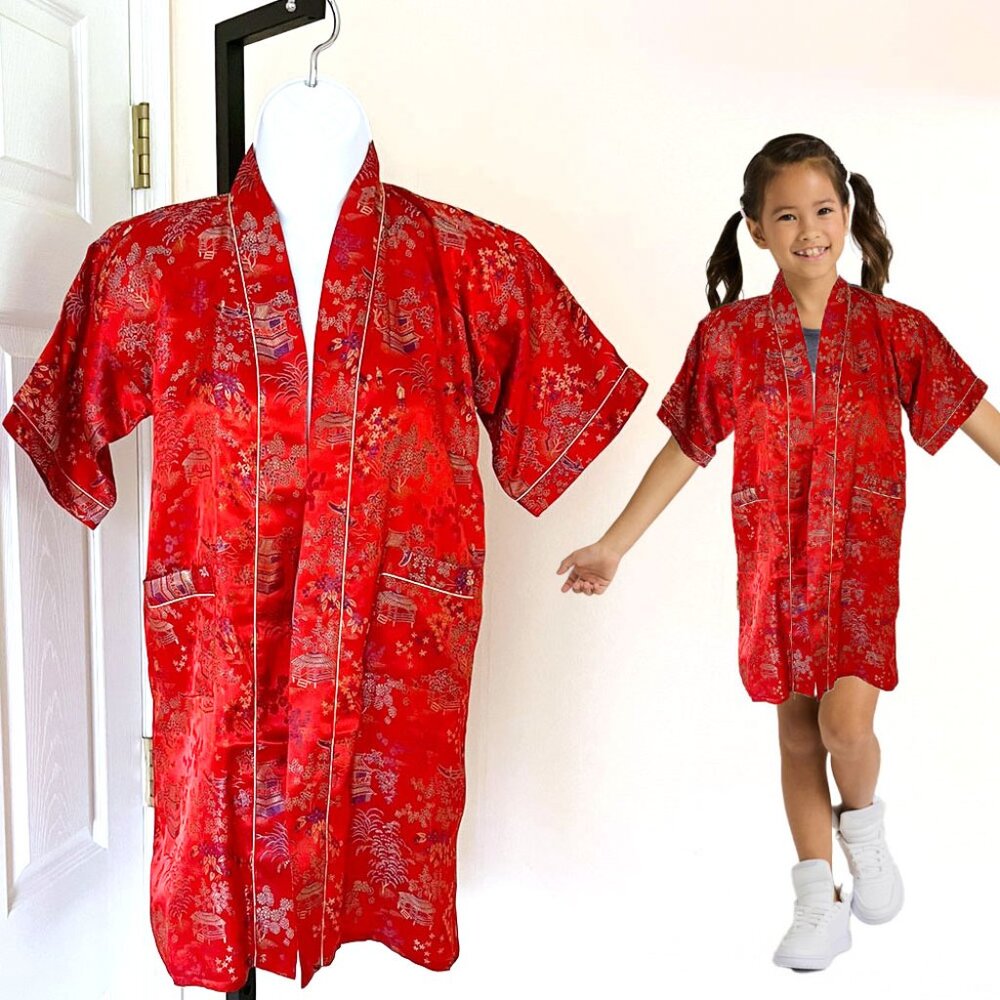 Solz Squirrel Chinese Asian Vintage Oriental Print Red Satin Robe, 8yr Girl Size